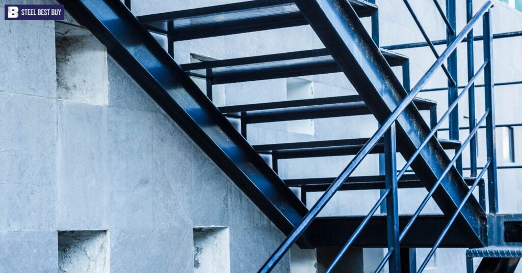 เหล็กฉากรีดร้อน-และ-เหล็กฉากพับ-ปัจจัยที่มีผลต่อ-เหล็กฉากราคา-ต่าง-ๆ-อย่างไร